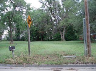 804 & 806 W Rd, Beloit, KS 67420