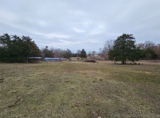 8720 E 303rd St S, Porum, OK 74455
