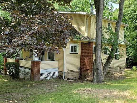 3rd image of 1154 Park Hill Dr