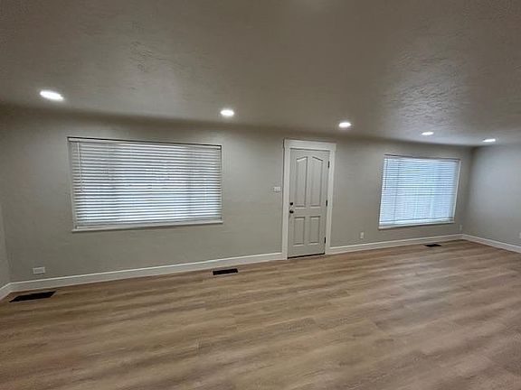 4th image of 617 N Stockton Ave