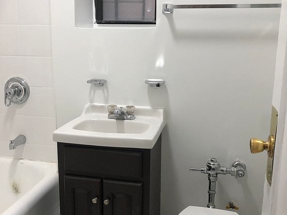 5th image of 47-56 45th St #7B