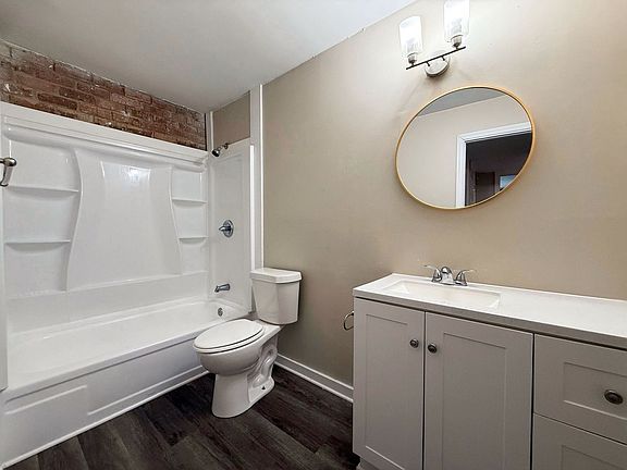 4th image of 1300 Johnson Ave #205