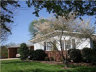 2nd image of 4031 Forest Plaza Dr