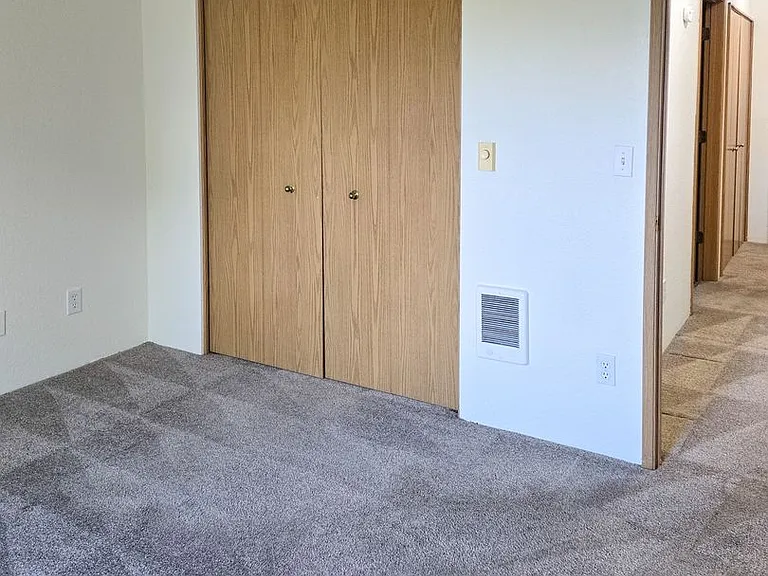 North Salem Apartment Complex With Washer/Dryer! ~ Camelot — Photo 58