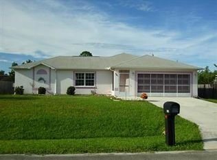 541 NW Sherbrooke Ave, Port Saint Lucie, FL 34983