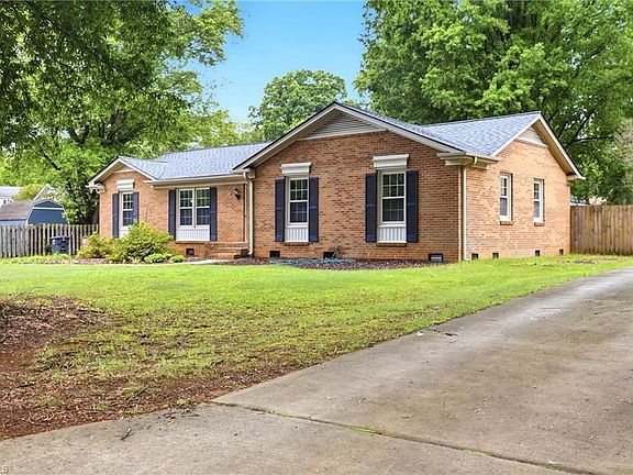 2nd image of 5010 Ellenwood Dr