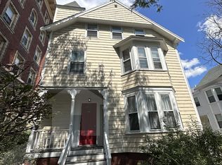 381 Harvard St APT 1A, Cambridge, MA 02138