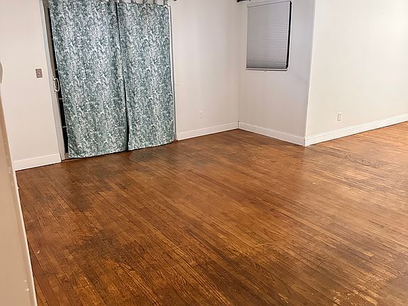 2nd image of 1513 C Ave #1