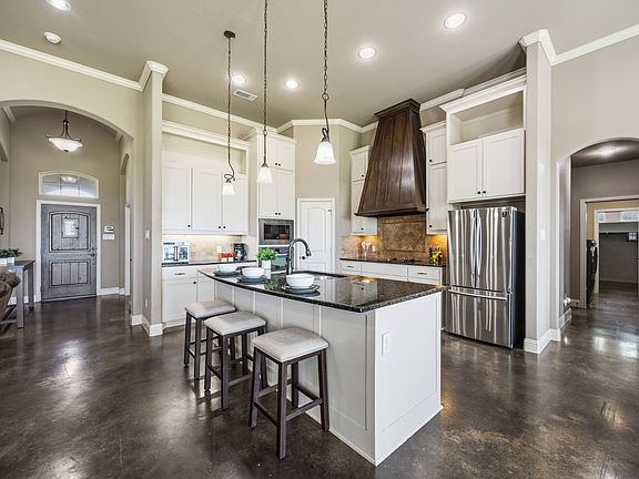 2nd image of 6621 Singleton Rd