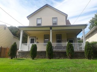 1058 Arbuta Rd, Abington, PA 19001