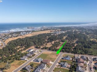 2646 Spinnaker Dr, Bandon, OR 97411