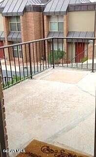 3rd image of 4433 N Stanton St #N37