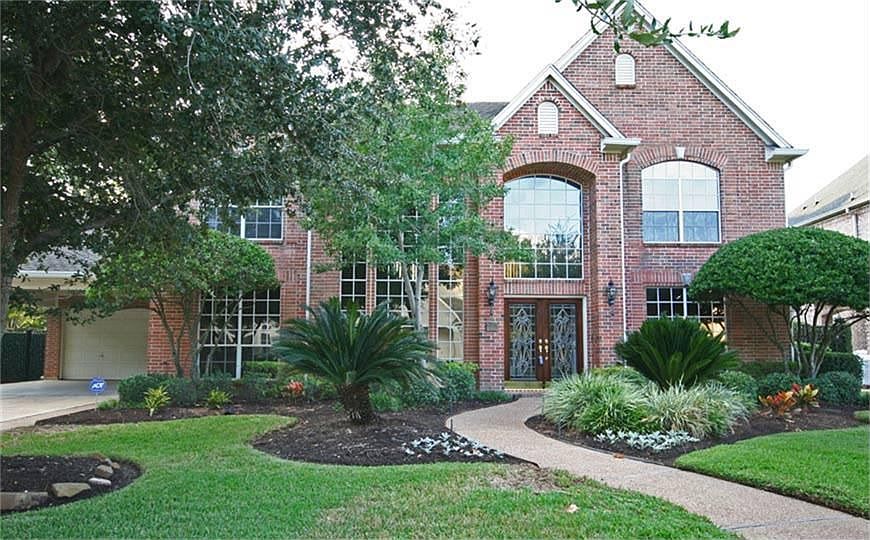 1st image of 66 Orchard Falls Dr