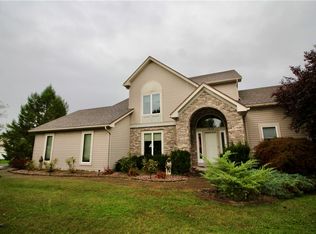 1472 Fallen Leaf Ter, Webster, NY 14580