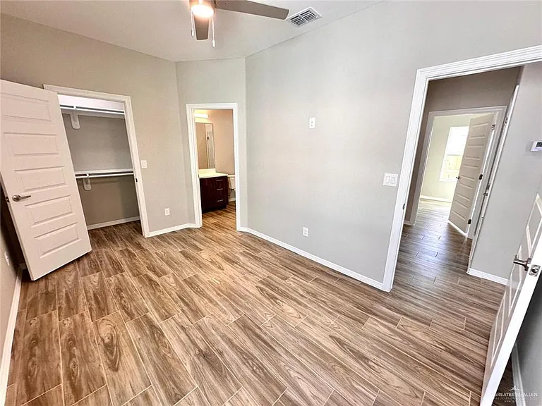 3908 Walnut Ave #2 — Photo 8