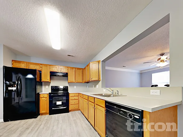 2672 Thistle Brook Dr — Photo 8