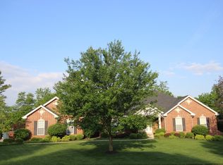 782 Southbrook Forest Ct, Weldon Spring, MO 63304