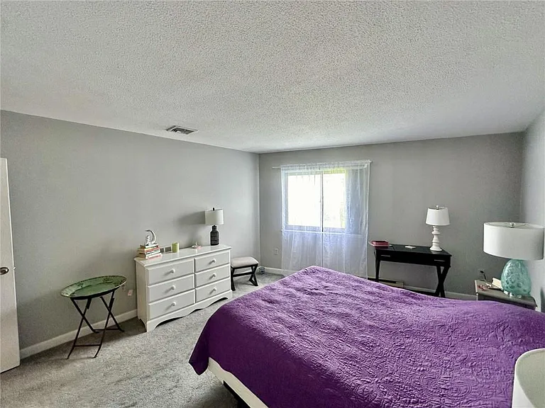 3 Capella St S — Photo 19