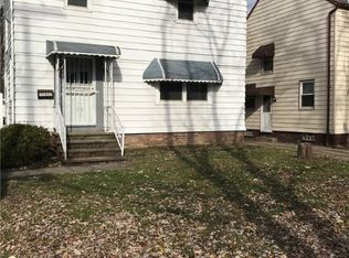 17907 North Blvd, Maple Heights, OH 44137