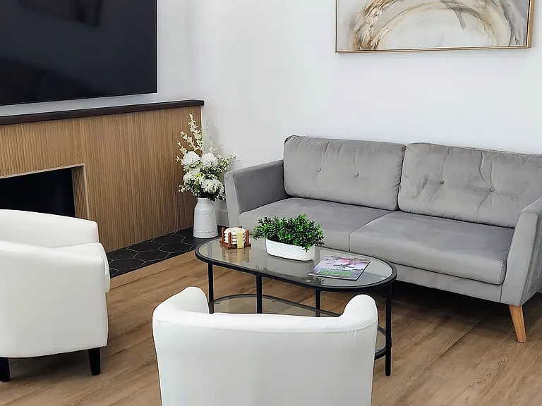 1854 E Gaviota Ct — Photo 3
