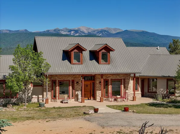 149 Saladon Rd, Angel Fire, NM 87710