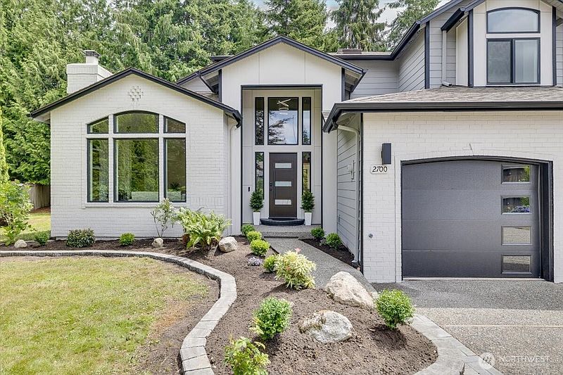 3rd image of 2700 234th Street SW