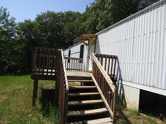 2nd image of 125 Stephens Dr
