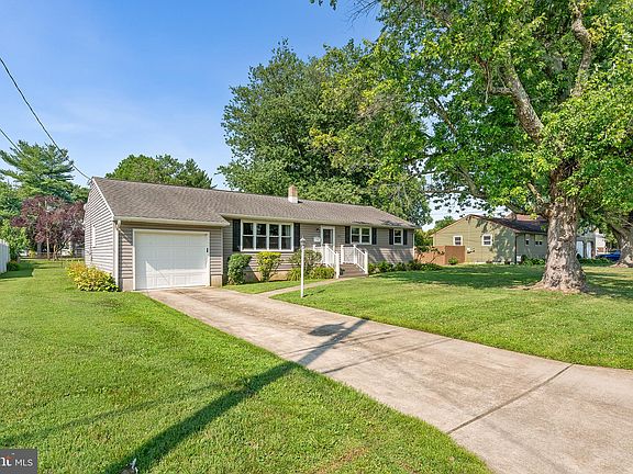 2nd image of 145 River Drive Ave