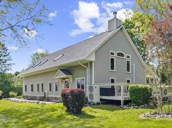 307 County Road 579, Bethlehem Twp., NJ 08802