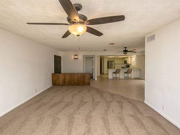 5th image of 192 Mulberry Ave