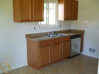 4th image of 23430 Allor St