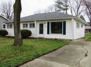 4304 Rownd St, Cedar Falls, IA 50613