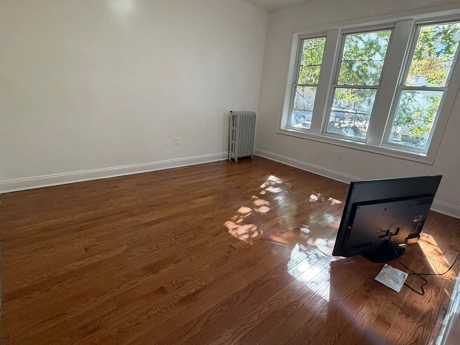 15 Gardner Avenue — Photo 4
