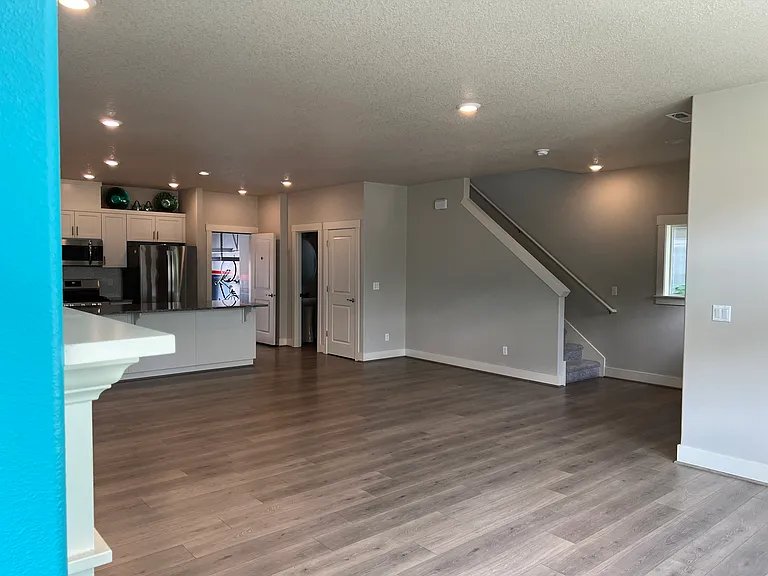 15182 NW Evelyn St — Photo 16