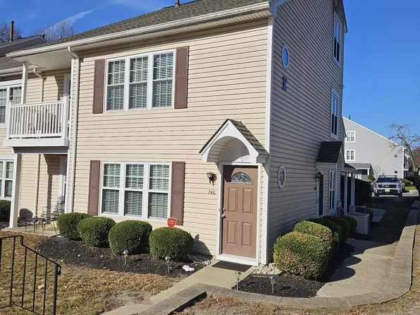 739 Sedgewick Ct, Sewell, NJ 08080