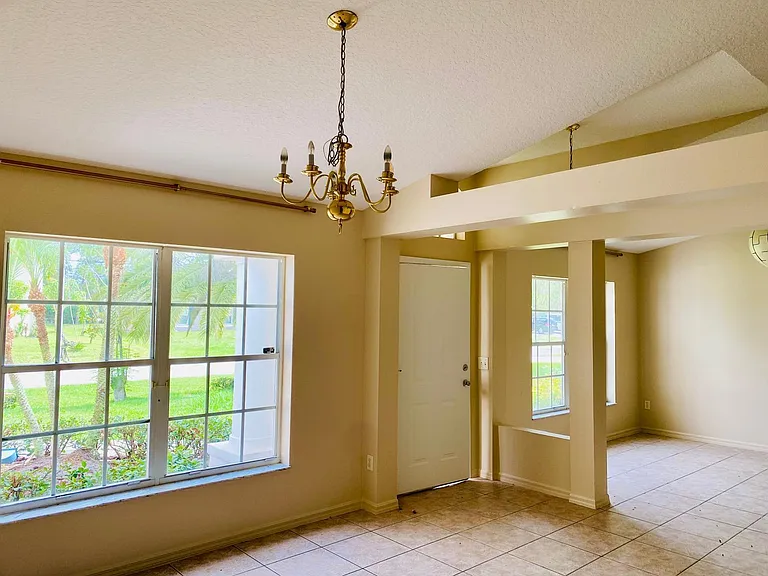 5952 NW Baynard Dr — Photo 10
