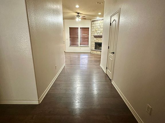 4th image of 1737 Sully Ct