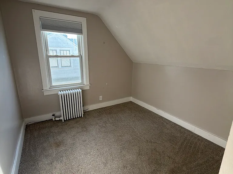 3011 Broadway #2 — Photo 10