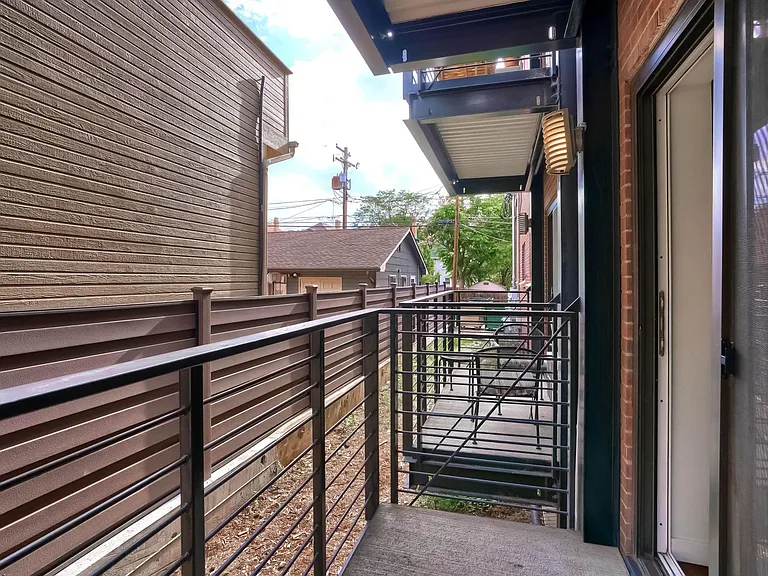 1245 Columbine St #204 — Photo 24