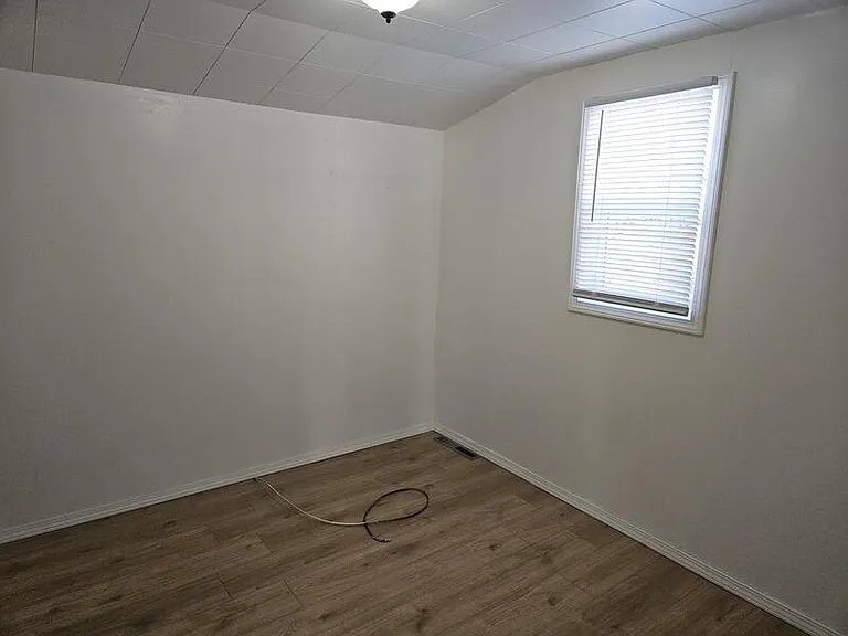 N1721 Greenville Dr — Photo 14