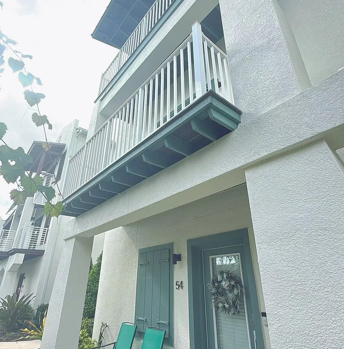 3 bed, 3.5 bath, 2296 sqft, $4,900 — Photo 1