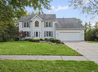 13231 Maple Ridge Dr, Alden, NY 14004