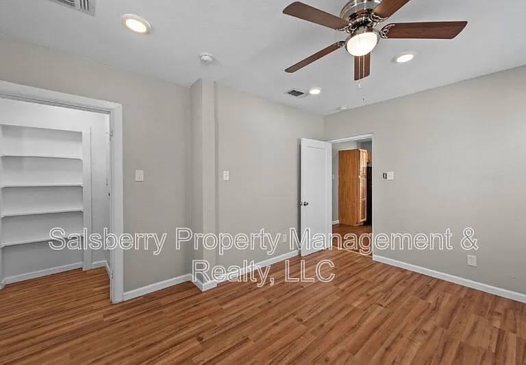 3772 W 6th St — Photo 10