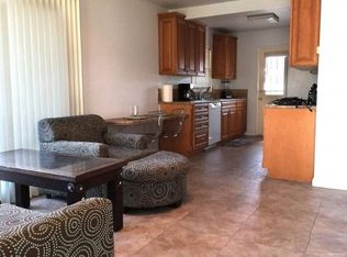 902 Thomas Ave, San Diego, CA 92109