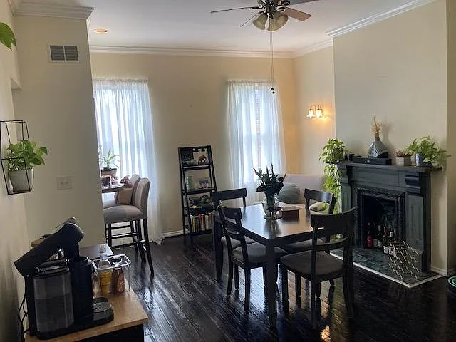 2 bed, 3.5 bath, 2300 sqft, $2,500 — Photo 3