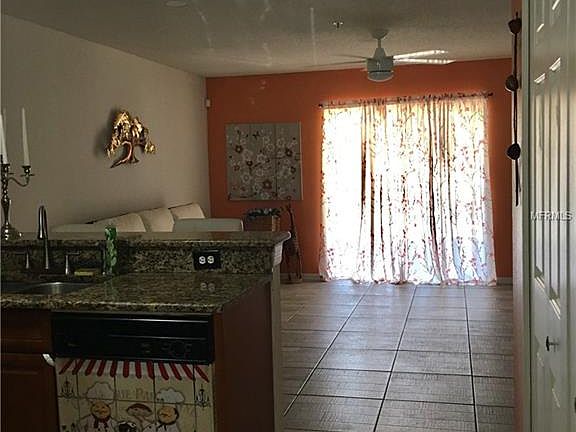 3rd image of 1620 Windsor Oak Ct