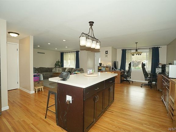 2nd image of 61 Fairelm Ln