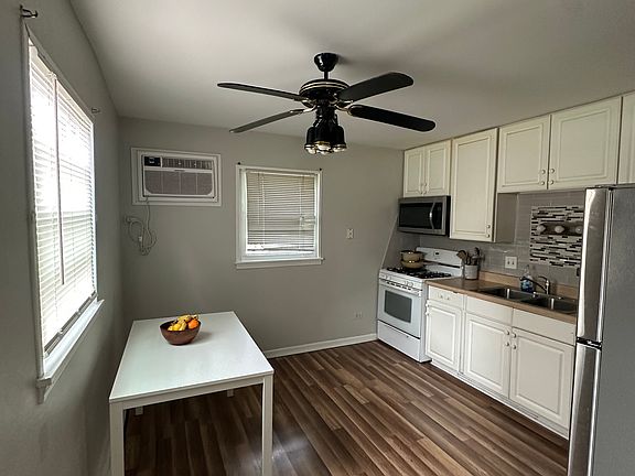 2nd image of 7501 Country Ln #1N
