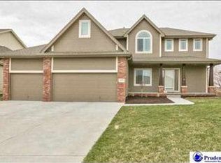19761 Bellbrook Blvd, Gretna, NE 68028
