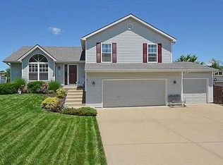 1316 NE 105th Ter, Kansas City, MO 64155